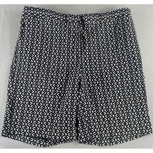 Mario Serrani Italy Womens 10 Black White Animal Print Shorts Stretch Mid Rise